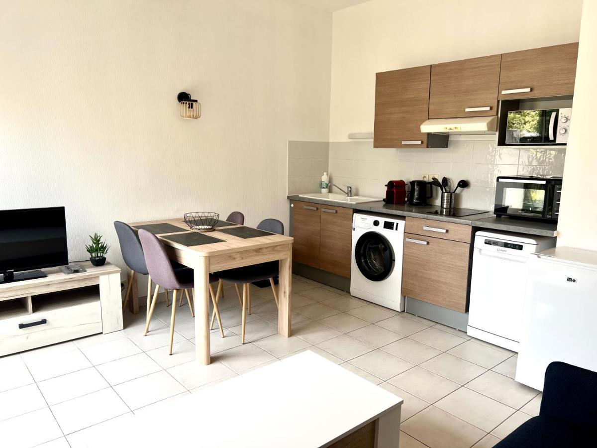 Lrx-0049 - Appartement Avec Exterieur Aytré Buitenkant foto